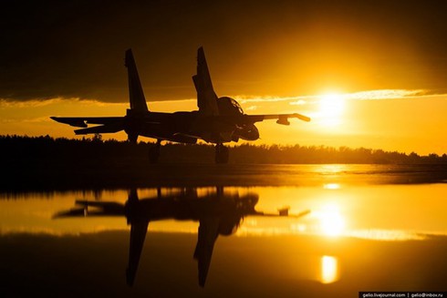 Toàn cảnh tiêm kích đa năng Su-30 lừng danh thế giới - ảnh 17