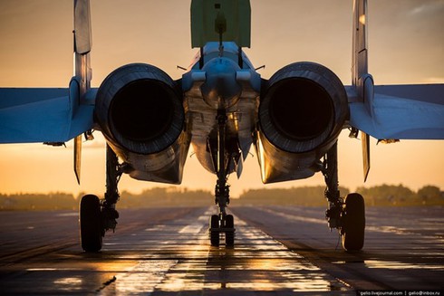 Toàn cảnh tiêm kích đa năng Su-30 lừng danh thế giới - ảnh 18