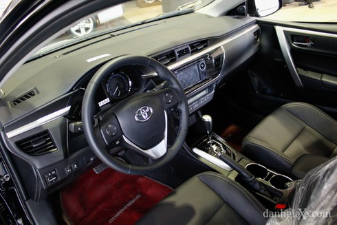 Có gì trong xe Toyota Altis 2.0V CVT giá gần 1 tỷ vẫn bán chạy - ảnh 2