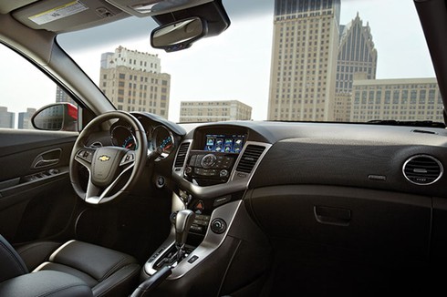 So sánh Toyota Vios 2014 và Chevrolet Cruze trong tầm giá 700 triệu - ảnh 19