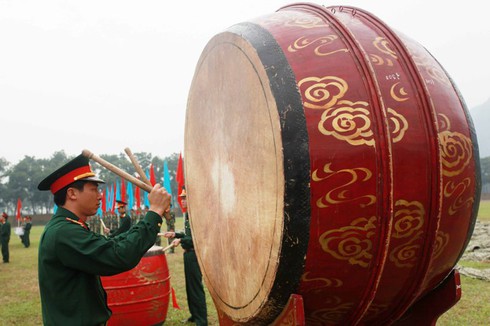 Đặc công ngụy trang biểu diễn khai mạc Giải bắn súng quân đội Asean - ảnh 4