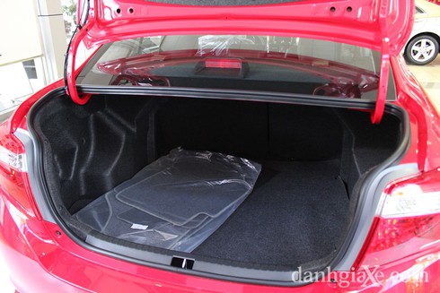 So sánh Toyota Vios 2014 và Chevrolet Cruze trong tầm giá 700 triệu - ảnh 15