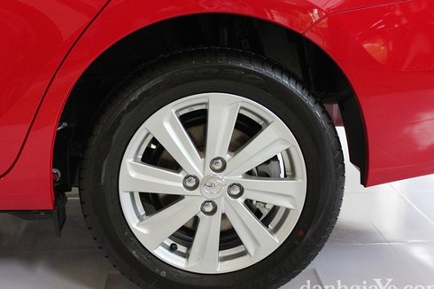 So sánh Toyota Vios 2014 và Chevrolet Cruze trong tầm giá 700 triệu - ảnh 7