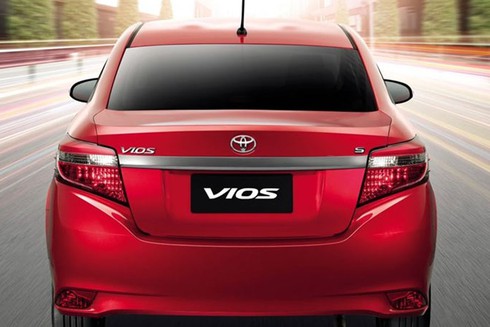 So sánh Toyota Vios 2014 và Chevrolet Cruze trong tầm giá 700 triệu - ảnh 2