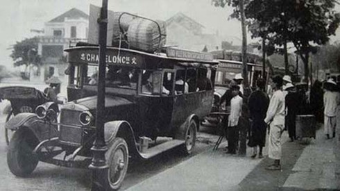 Xe buýt có mặt tại Việt Nam từ khi nào? - ảnh 1