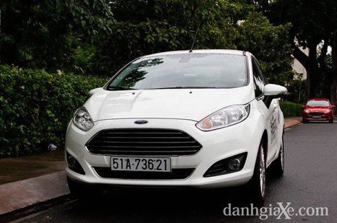 Đánh giá chi tiết Ford Fiesta 2014
