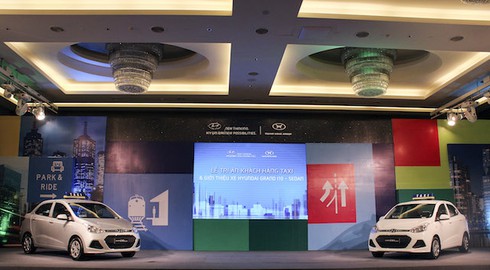 Xe sedan rẻ nhất Việt Nam ra mắt - ảnh 2