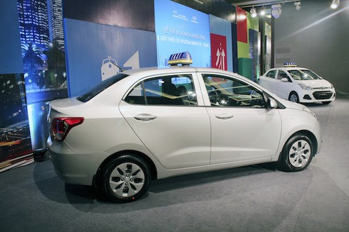 Xe sedan rẻ nhất Việt Nam ra mắt - ảnh 4