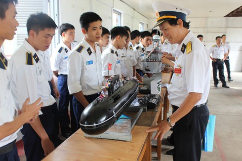 “Sáng tạo mô hình tàu chiến đấu” - sân chơi mới của Học viện Hải quân - ảnh 1