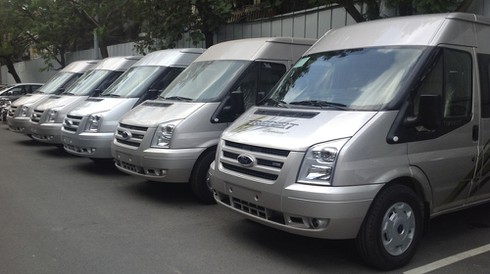 Mách nước đi xe ô tô về quê ăn Tết sang chảnh, giá rẻ - ảnh 1