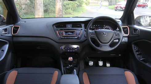Trải nghiệm Hyundai i20 Active,có đáng để mua? - ảnh 3