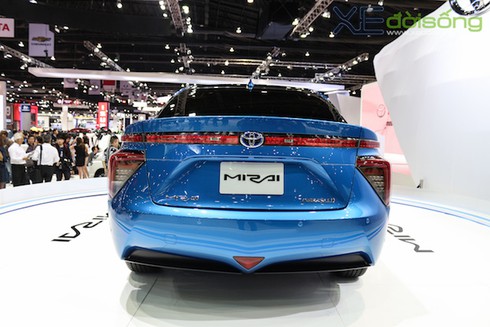 Xe sedan tương lai Toyota Mirai ra mắt khách hàng ASEAN - ảnh 4
