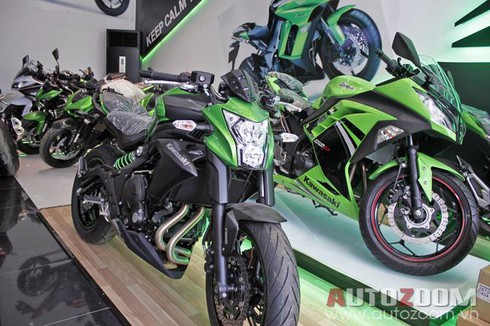 Lô xe máy Kawasaki chính hãng đầu tiên về Việt Nam - ảnh 6