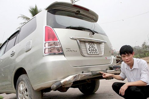 'Người hùng' Lê Văn Tạch giờ đi vận chuyển giao nhận xe - ảnh 2