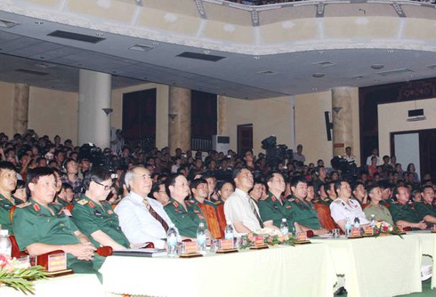 Khai mạc Liên hoan nghệ thuật quần chúng LLVT và thanh niên, sinh viên - ảnh 3