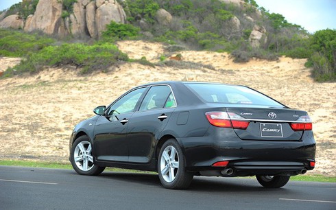 Khéo “chiều” như Toyota Camry 2015 - ảnh 2