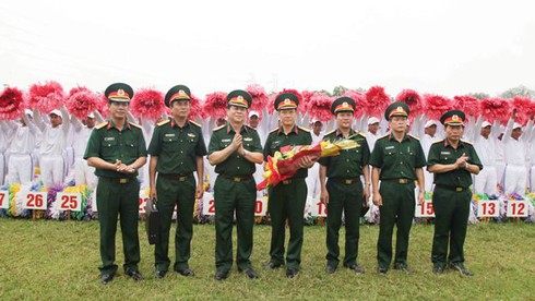 Lực lượng xếp hình, xếp chữ kỷ niệm Quốc khánh 2/9 đã sẵn sàng - ảnh 4