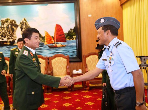 Không quân Ấn Độ - Việt Nam tăng cường hợp tác - ảnh 1
