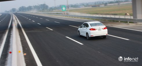 Honda City 2016 - chiếc xe 'vừa miếng' cho đô thị - ảnh 4