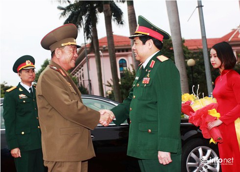 Hình ảnh Bộ trưởng Bộ các LLVT nhân dân Triều Tiên thăm Việt Nam - ảnh 1