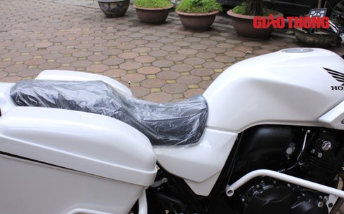 Cận cảnh xe PKL Honda CB400 của BCH Quân sự Hưng Yên - ảnh 12