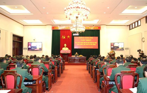 Quân ủy Trung ương gặp mặt đại biểu quân đội dự Đại hội Đảng toàn quốc - ảnh 2