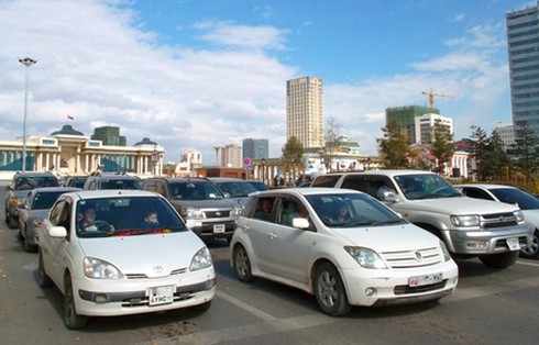 Ngắm xe hơi trên đường phố Mông Cổ - ảnh 1