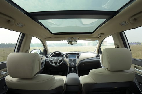 Chính thức ra mắt, Hyundai SantaFe 2016 giá từ 1,1 tỷ đồng - ảnh 5