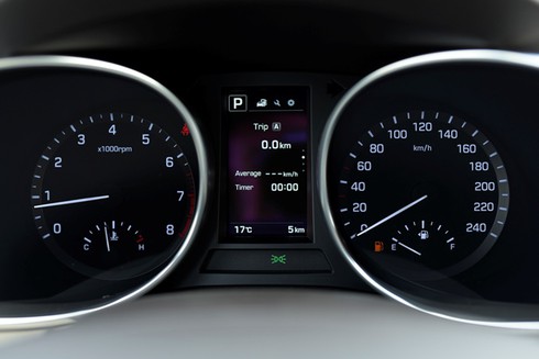 Chính thức ra mắt, Hyundai SantaFe 2016 giá từ 1,1 tỷ đồng - ảnh 10