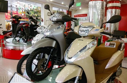 SH Mode chênh giá chục triệu đồng, cao hơn cả Piaggio Liberty ABS - ảnh 1