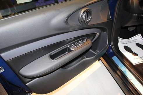 Chi tiết MINI Cooper Clubman vừa ra mắt tại Việt Nam - ảnh 24