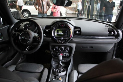 Chi tiết MINI Cooper Clubman vừa ra mắt tại Việt Nam - ảnh 11