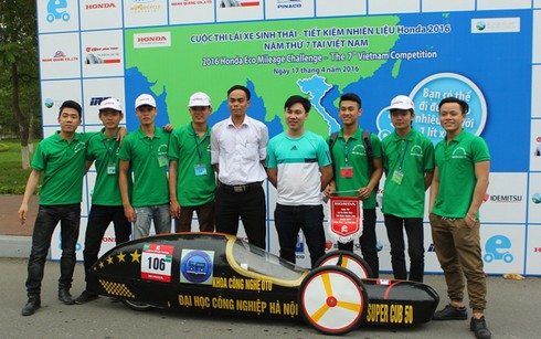 Sinh viên VN chế xe Rambo2 và Super Cub 50 đi thi đấu tại Nhật Bản - ảnh 6