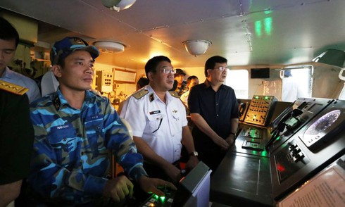 Các lực lượng Hải quân đã triển khai tìm kiếm máy bay CASA 8983 thế nào? - ảnh 3