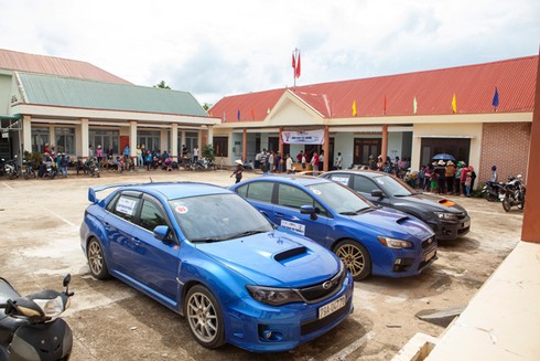 20 xe Subaru và những hình ảnh tuyệt đẹp về tình yêu thương - ảnh 9