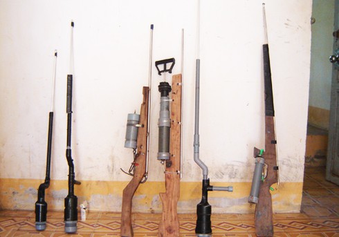 Hiểm họa từ súng bắn bằng cồn tự chế - ảnh 3