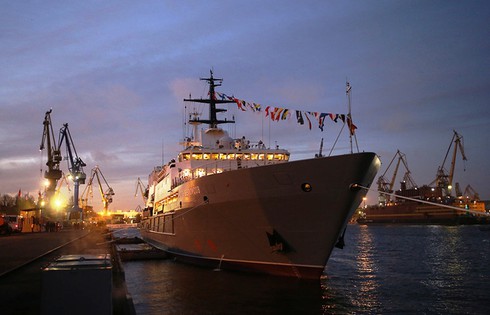 Ấn Độ muốn mua tàu tìm kiếm–cứu hộ hạng nặng của Nga - ảnh 2