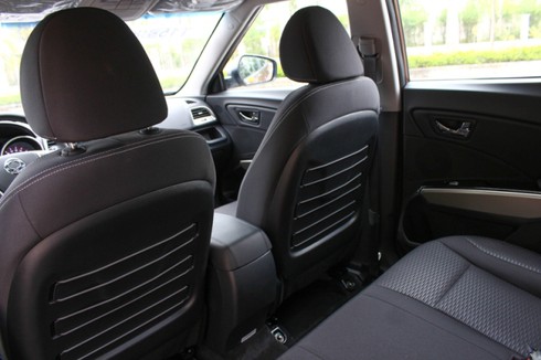 Cận cảnh chiếc SUV cỡ nhỏ gây xáo động thị trường ô tô Việt Nam - ảnh 23