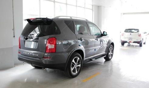 Xe Ssangyong Rexton, Korando, Turismo, Tivoli