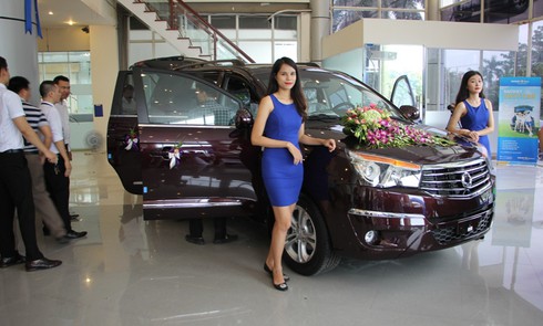 Xe Ssangyong Rexton, Korando, Turismo, Tivoli