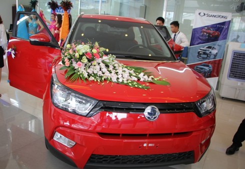 Xe Ssangyong Rexton, Korando, Turismo, Tivoli