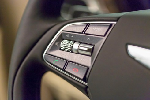 'Khóe mắt long lanh' Genesis G90 hạng sang chính thức có mặt tại Việt Nam - ảnh 10