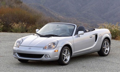 Những chiếc xe đáng lái giá dưới 10.000 USD cho đàn ông có gia đình - ảnh 5