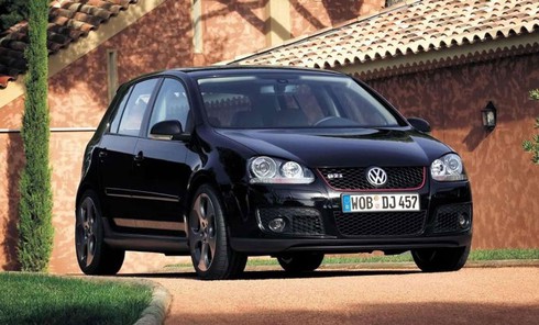 Những chiếc xe đáng lái giá dưới 10.000 USD cho đàn ông có gia đình - ảnh 3