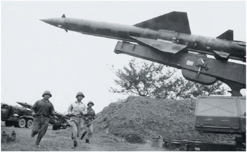 Đại tá Đinh Thế Văn: Chúng tôi bình tĩnh chờ đánh B- 52 - ảnh 2