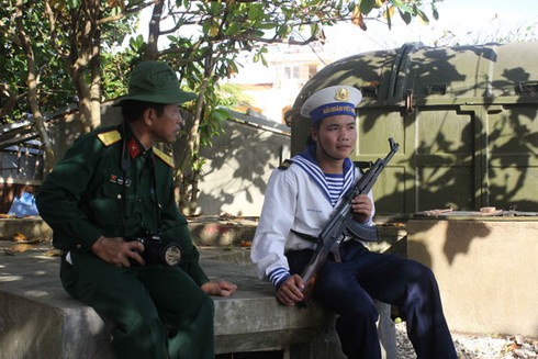 Góc nhìn khác của những người lính Trường Sa sau giờ trực chiến - ảnh 10