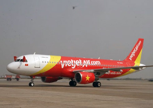 Hành khách và tiếp viên VietJet Air xô xát trên máy bay - ảnh 1