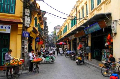 Lát đá lòng đường 55m, Hà Nội phải chi hơn 1,5 tỷ đồng - ảnh 1