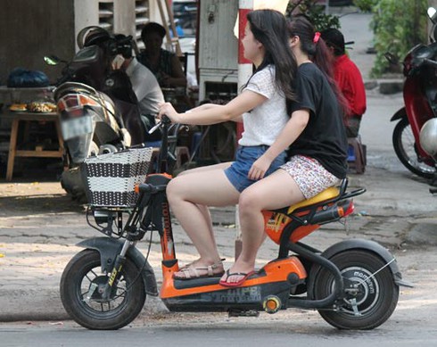 Miễn phí trước bạ cho xe máy điện đến hết 30/6/2016 - ảnh 1