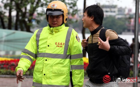 TS Nguyễn Xuân Thủy: Người đi bộ coi không ai được động đến mình!? - ảnh 2